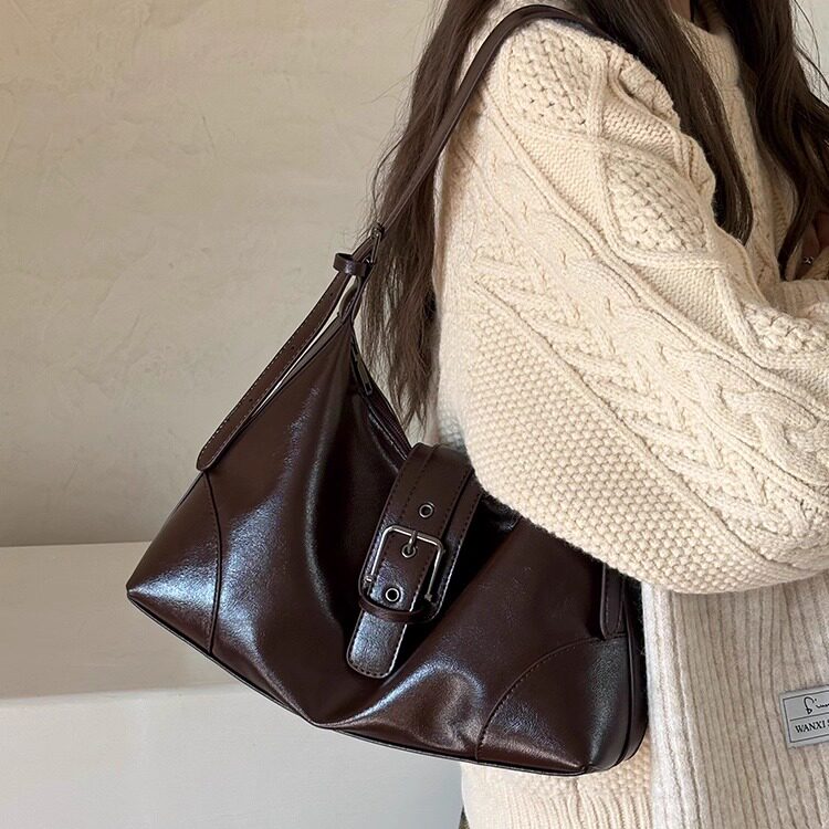 Slouchy Underarm Bag